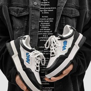 Concert Outfit Retro Bread Slip-On Shoes