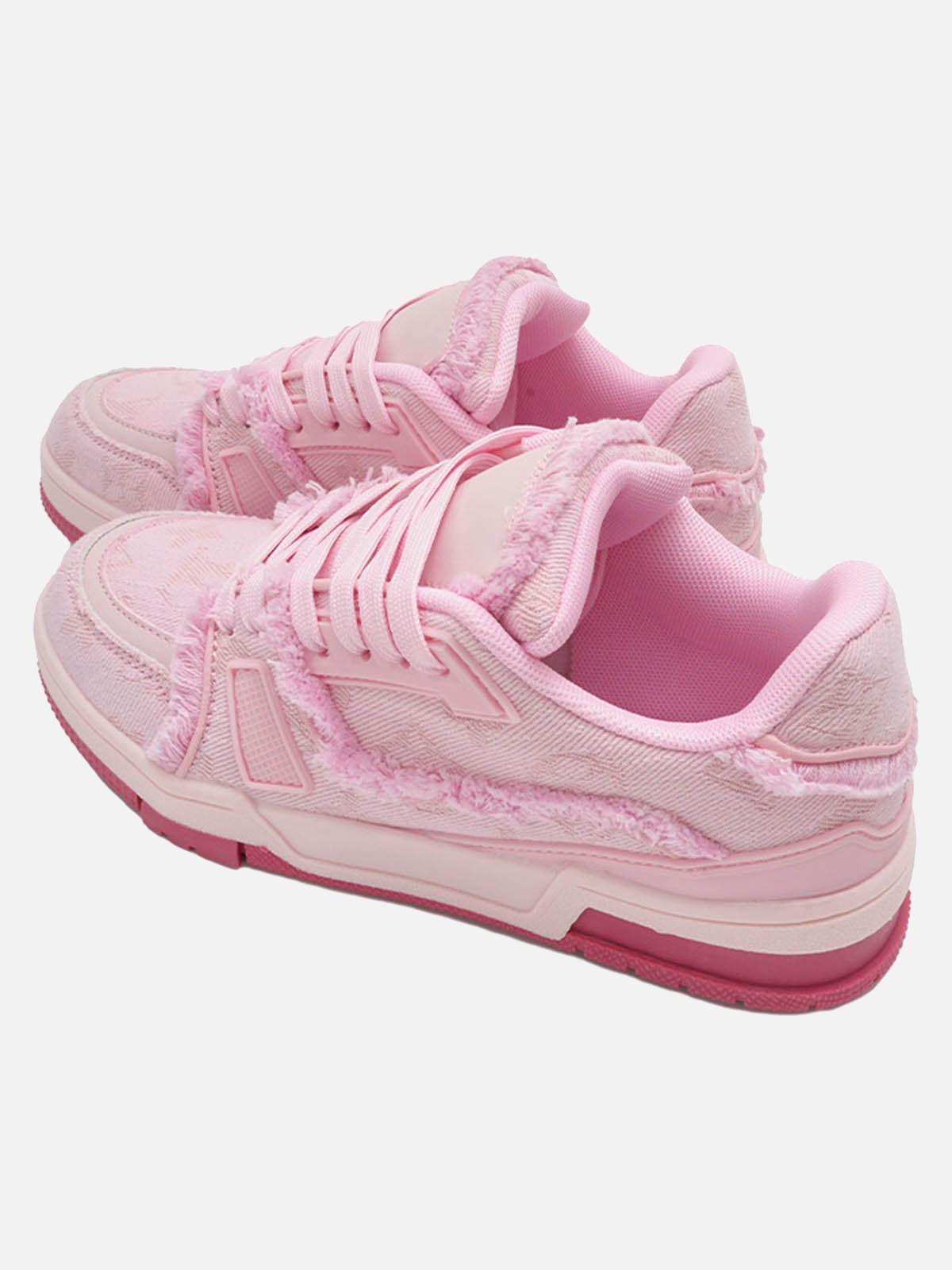 Concert Outfit Retro Denim Sneakers Concert Outfit Retro Denim Sneakers