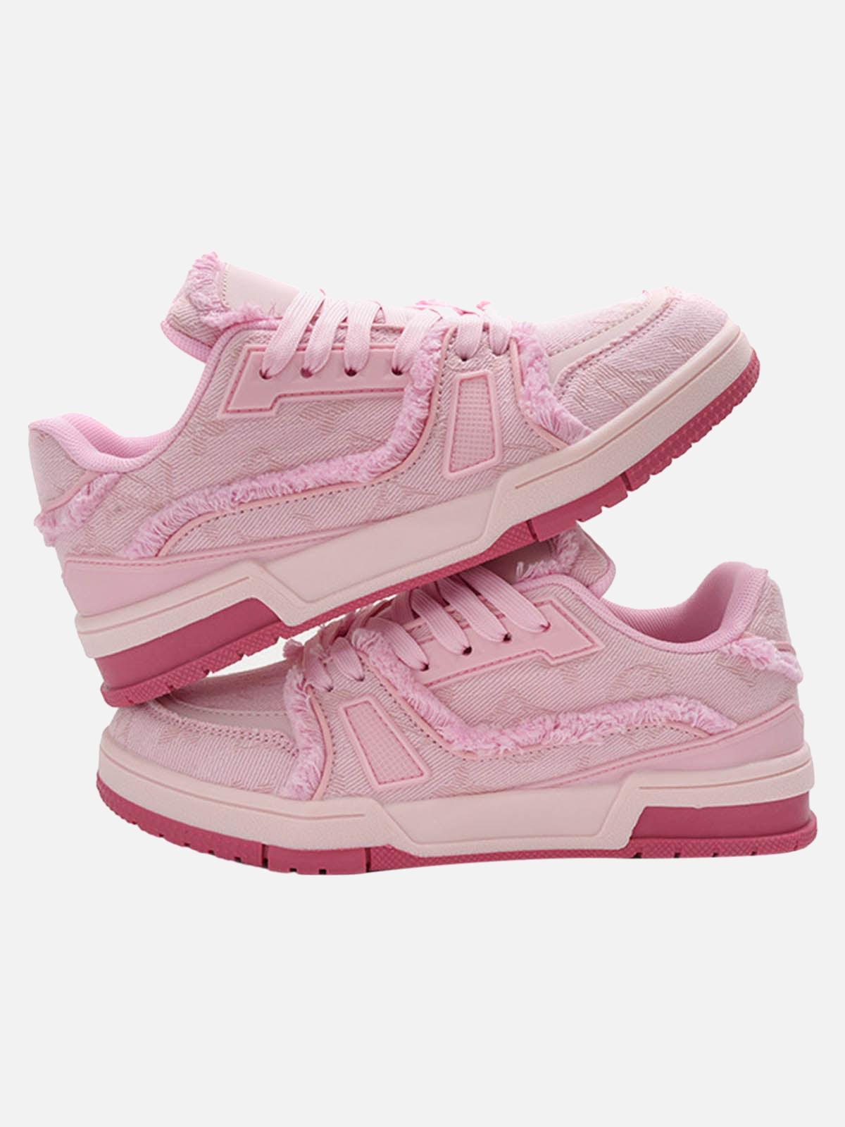 Concert Outfit Retro Denim Sneakers Concert Outfit Retro Denim Sneakers