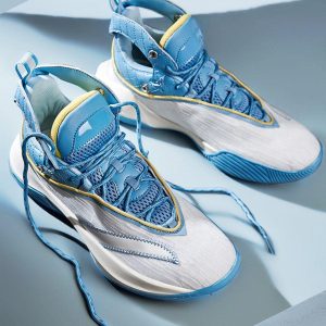 Concert Outfit Solid Color Breathable Sneakers