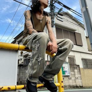 Concert Outfit Star Embroidered Washed Jeans