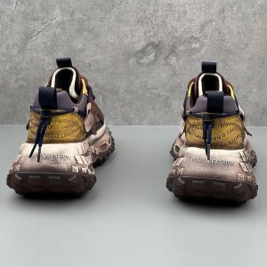 Concert Outfit Stitching Letter Tire Sole Platform Sneakers