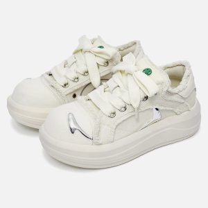 Concert Outfit Street Deconstructed Split Whisker Sneakers