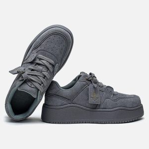 Concert Outfit Suede Low-Top Skate Shoes