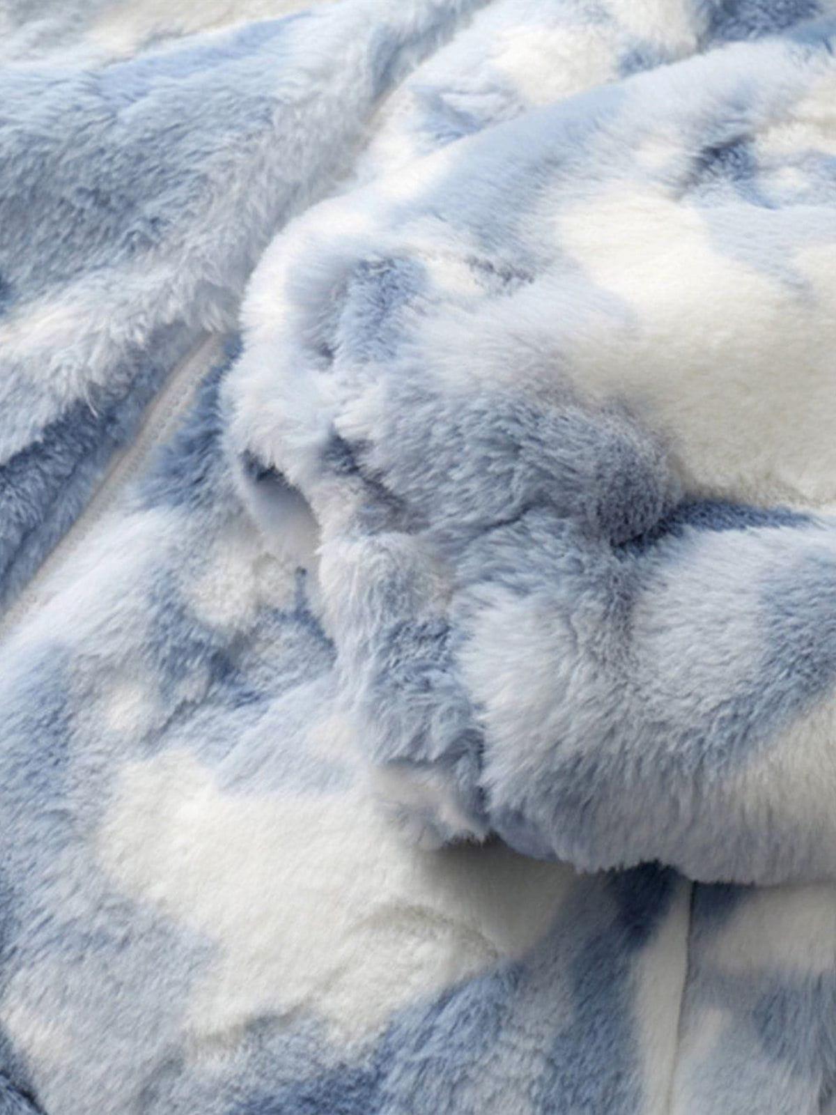 Concert Outfit Tie-Dye Heart Sherpa Coat Concert Outfit Tie-Dye Heart Sherpa Coat