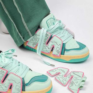 Concert Outfit Versatile Lightweight Soft-Soled Board Shoes