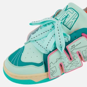 Concert Outfit Versatile Lightweight Soft-Soled Board Shoes