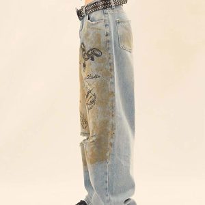 Concert Outfit Vintage Ripped Graffiti Jeans