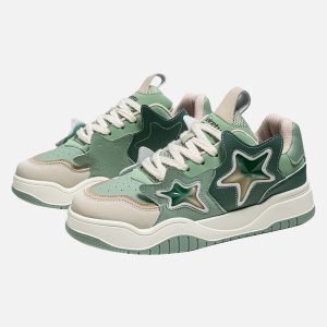 Concert Outfit Vintage Star Sneakers