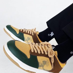 Concert Outfit Vintage Wave Print Skate Shoes