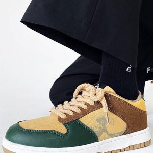 Concert Outfit Vintage Wave Print Skate Shoes